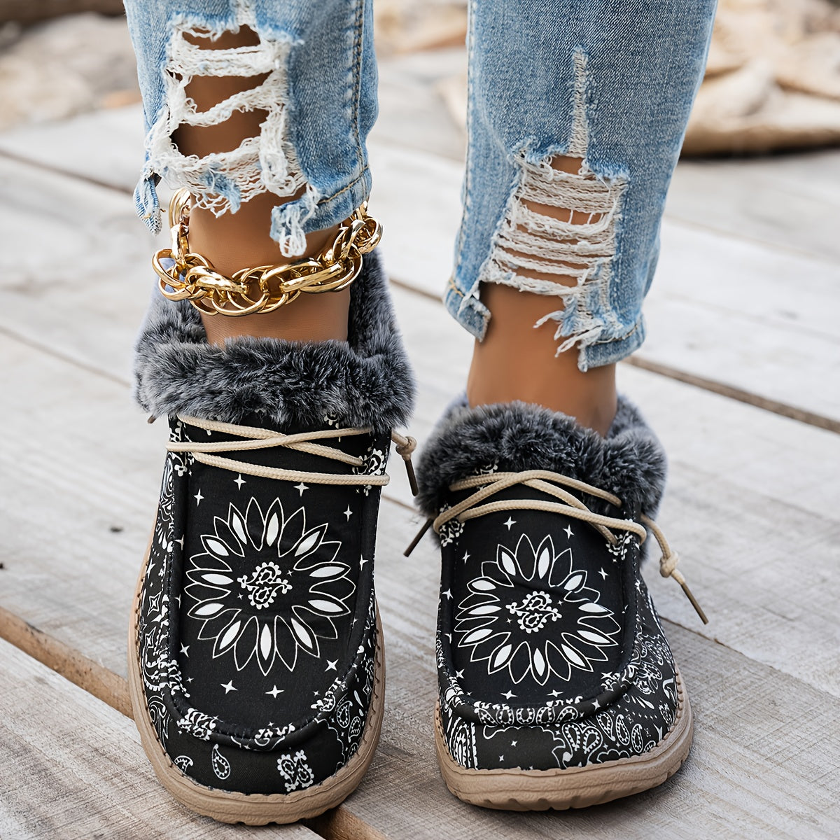 Elegant Floral Slip On Loafers For Women Blue White Comfort