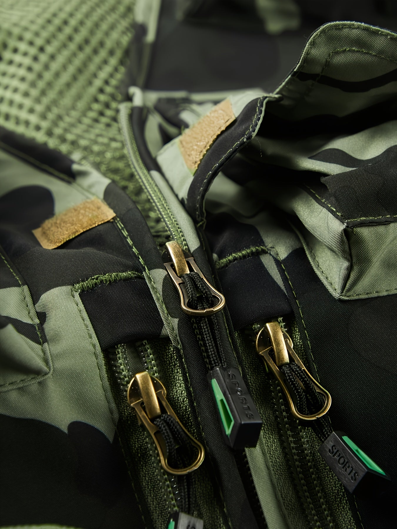 Camouflage Fishing Vest With Detachable Back Mesh For Men