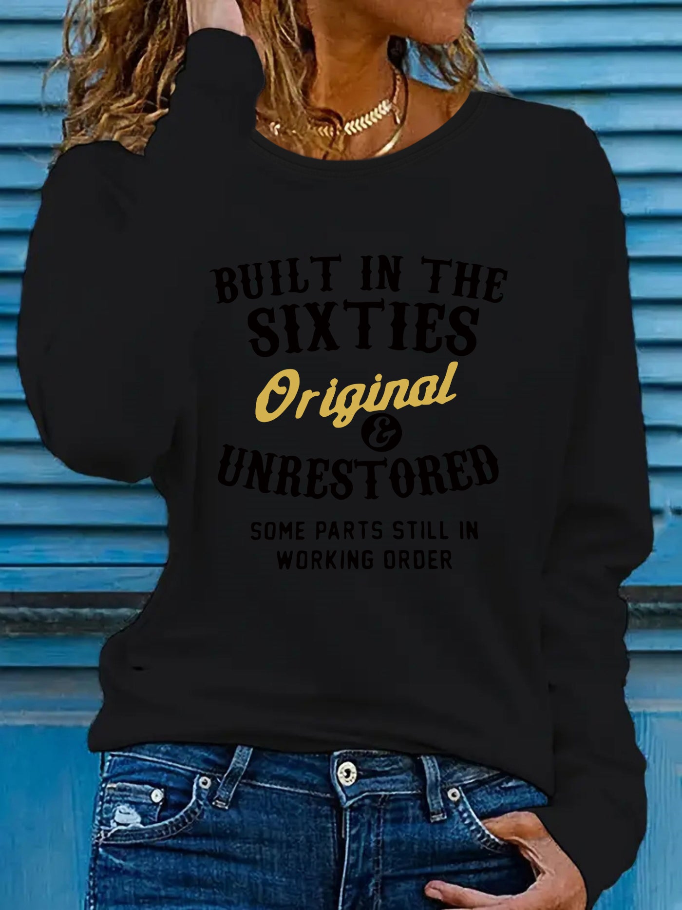 Womens Stretchy Polyester Blend Long Sleeve Crew Neck Tee