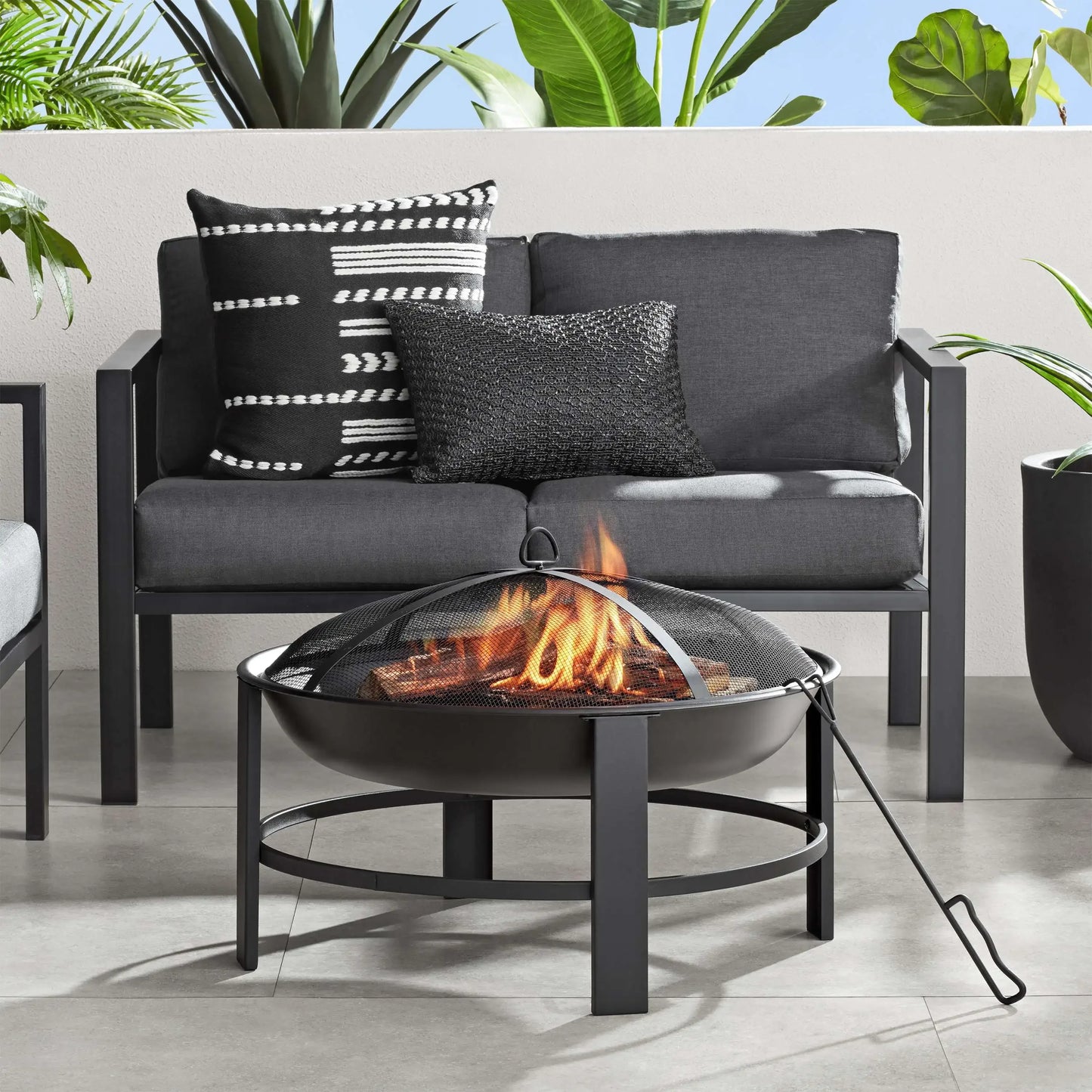 28 Inch Round Wood Burning Fire Pit With Steel Frame