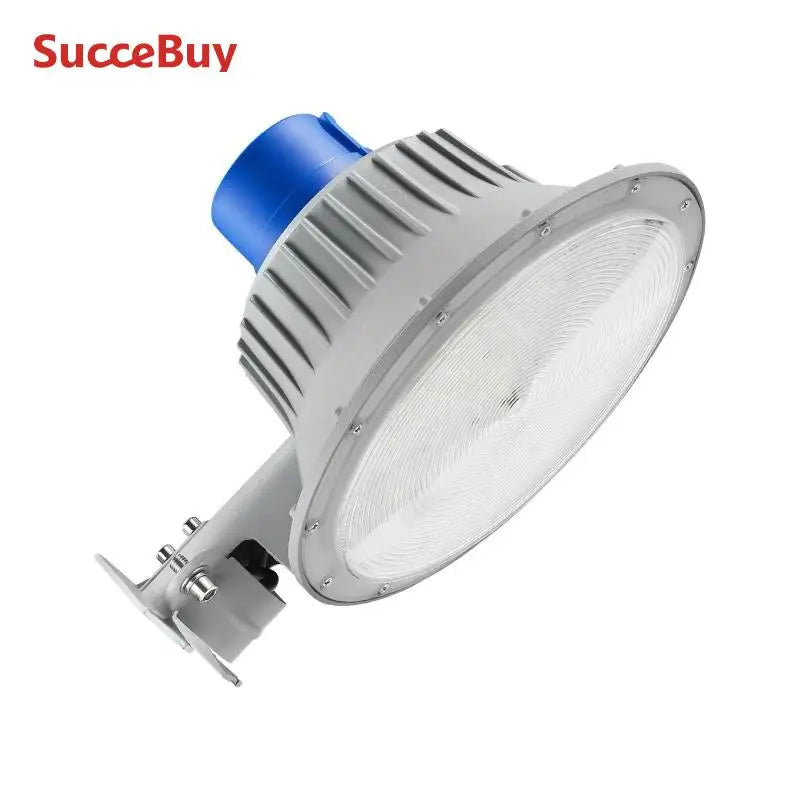 Vevor LED Barn Light 100W 6000K Daylight Floodlight Outdoor