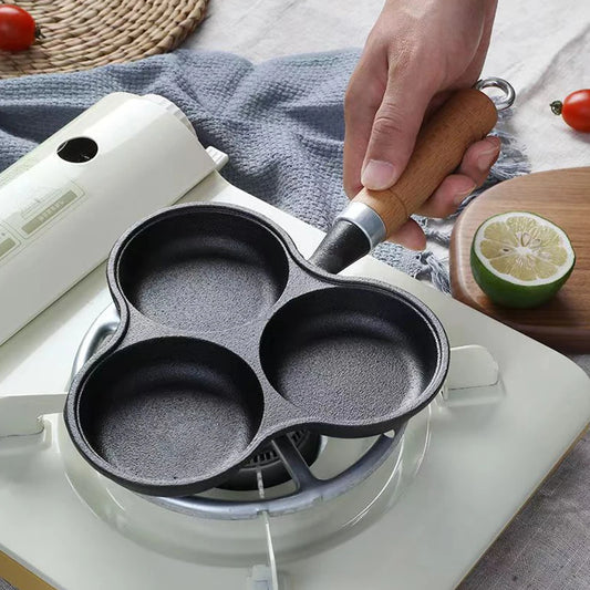 3 Cup Cast Iron Egg Frying Pan Non Stick Pancake Pan with Handle Omelette Pan for Breakfast Fried Eggs Pancakes Steaks