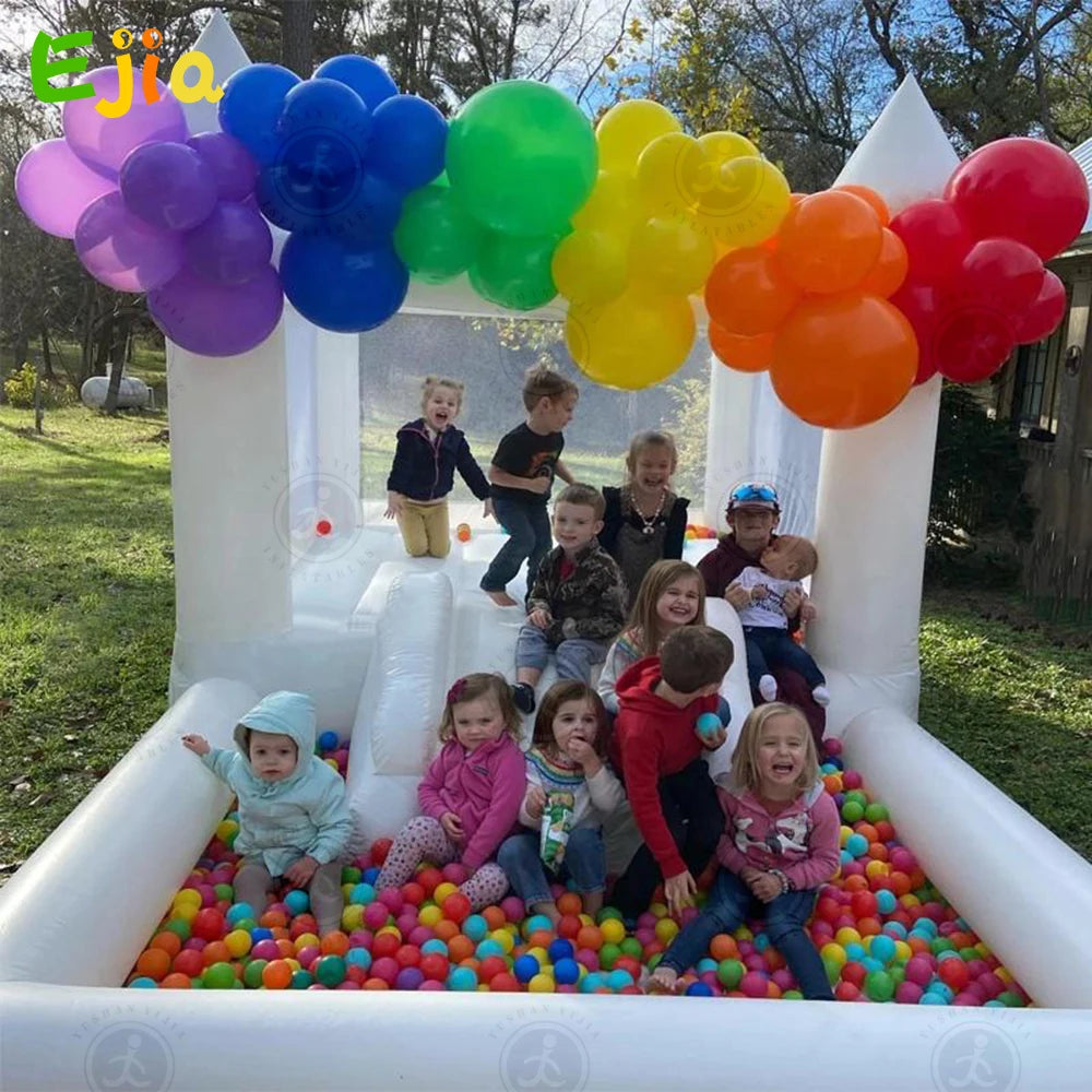 PVC Inflatable White Bounce House Professional Jumping Bouncy Castle With Ball Pit And Air Blower For Kids Wedding Party