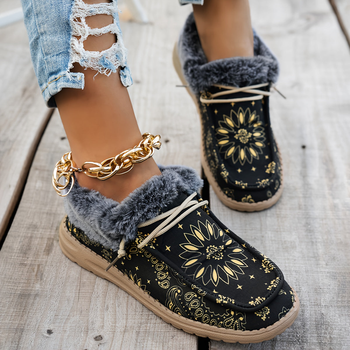 Elegant Floral Slip On Loafers For Women Blue White Comfort